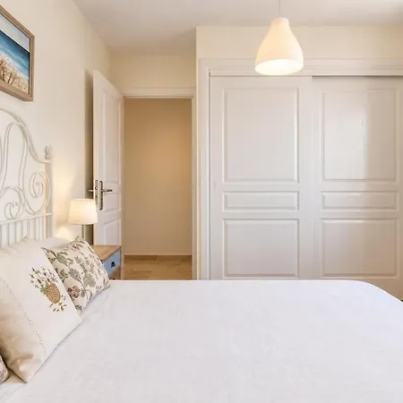 Guestready - Bright With Balcony Appartement
