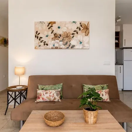 Guestready - Bright With Balcony Appartement *